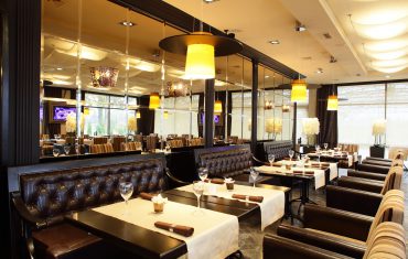 bigstock-luxury-restaurant-in-european-52461799